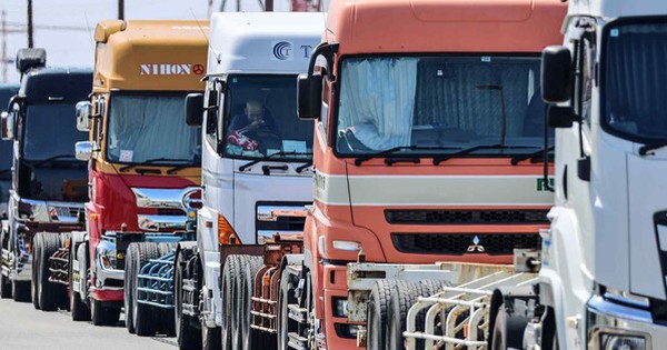 Bi hài Nhật Bản thiếu tài xế: Từng tự hào về tàu cao tốc nhưng lại đang phụ thuộc vào xe tải để giao hàng
