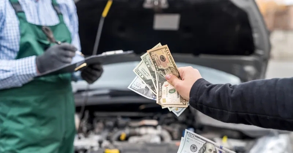 Sửa chữa ô tô ngày càng đắt đỏ: Xe phổ thông nhưng chi phí không phổ thông, 