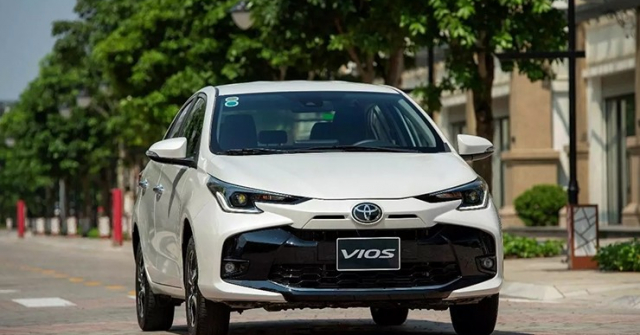 Giá xe Toyota Vios lăn bánh tháng 11/2023, giảm 50% phí trước bạ