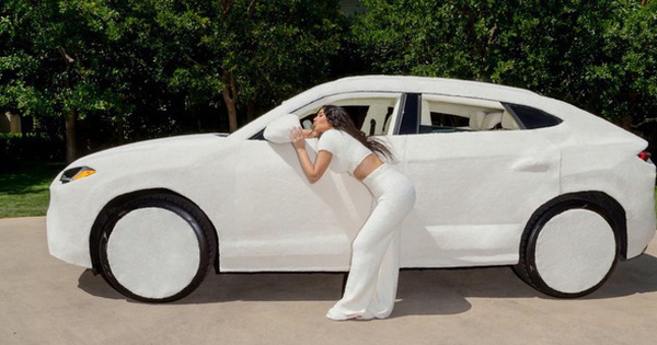Chi phí độ xe đắt nhất làng sao thuộc về ai: Chị em nhà Kardashian-Jenner thống trị top 5